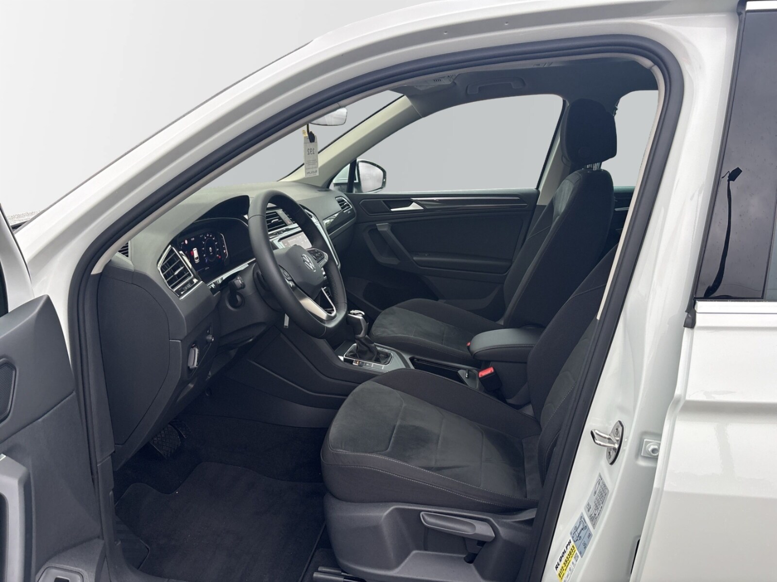 Volkswagen Tiguan – Bild 8