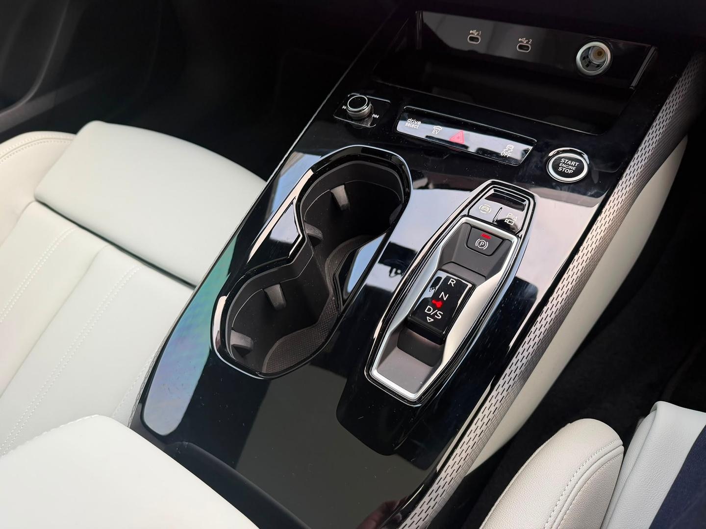 Image about Audi A5 Avant TFSI e e-hybrid quattro 270 kW S tronic