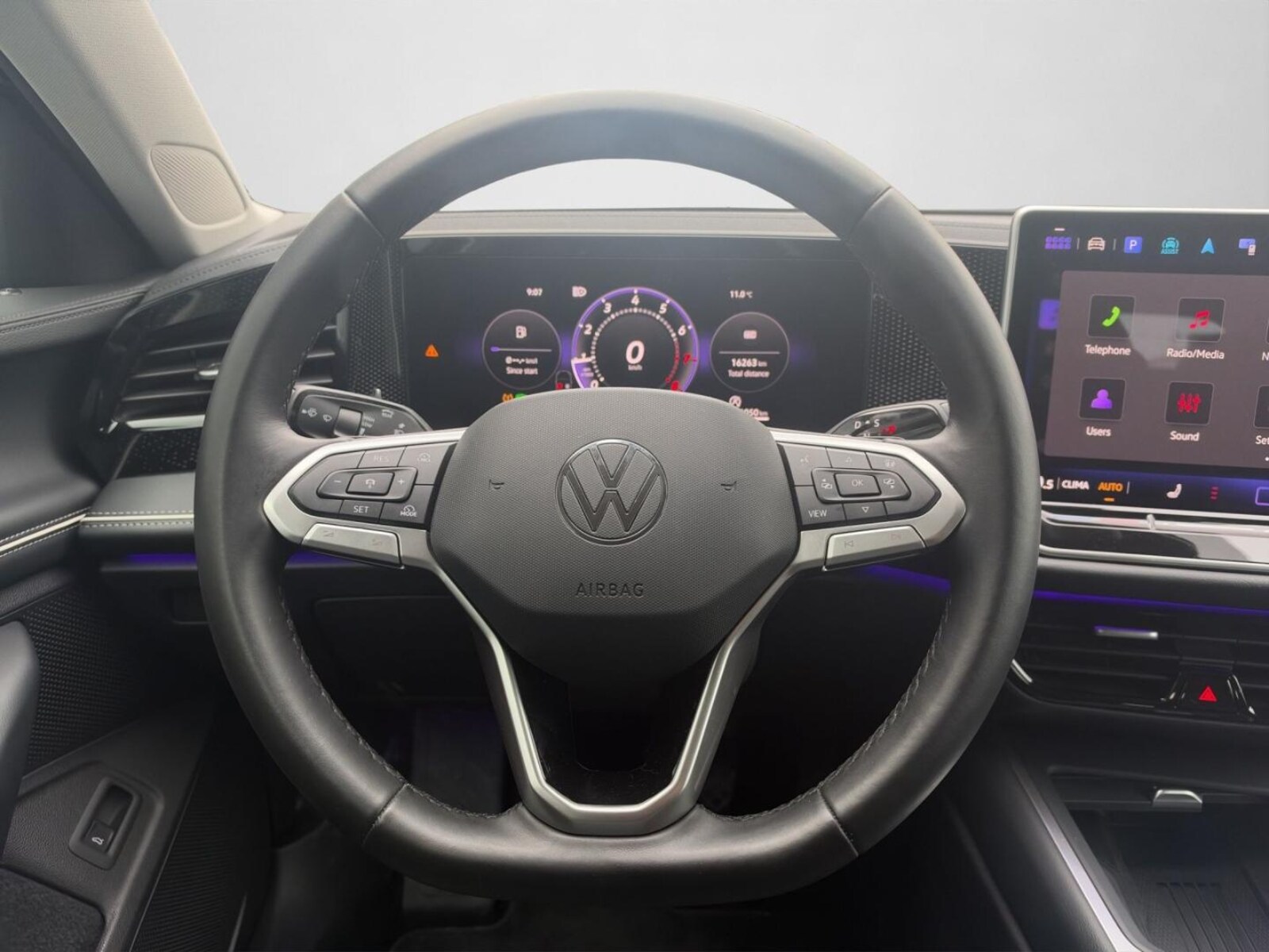 Volkswagen Passat – Bild 9