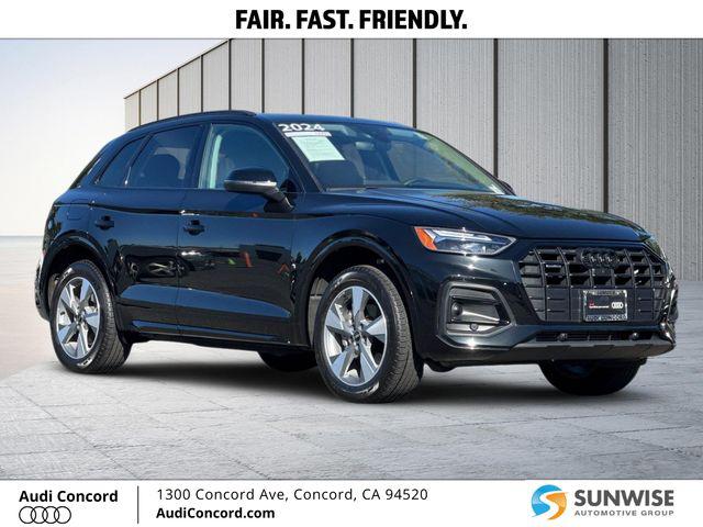 2024 Audi Q5 40 Premium Plus's photo