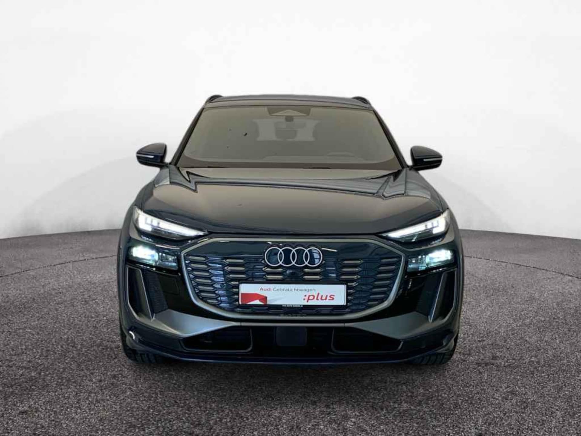 Audi Q6 SUV e-tron