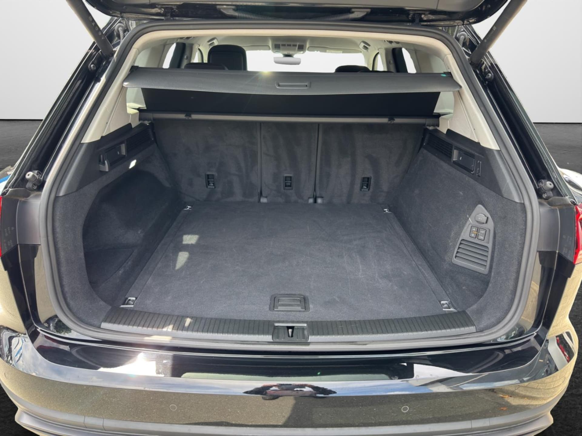Volkswagen Touareg Basis-Modell