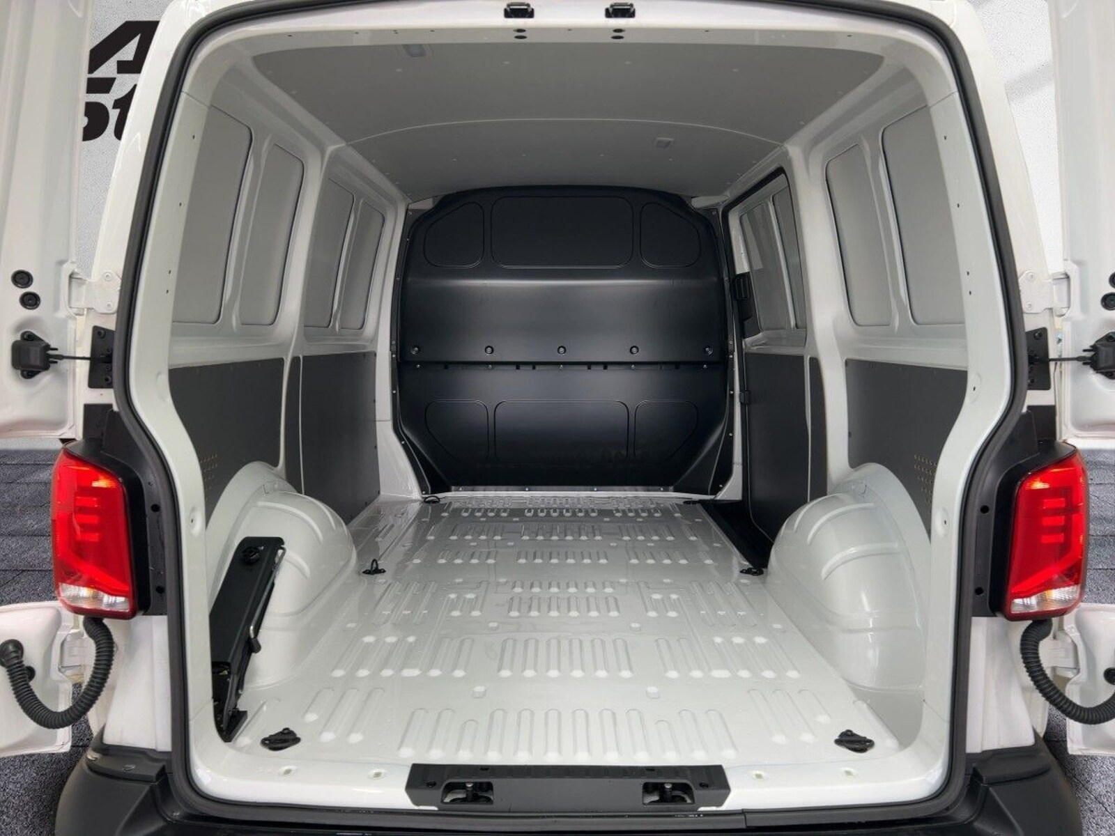 Volkswagen T6.1 Transporter Kasten kurzer Radstand – Bild 5