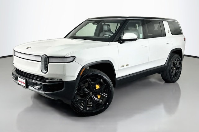 2023 Rivian R1S