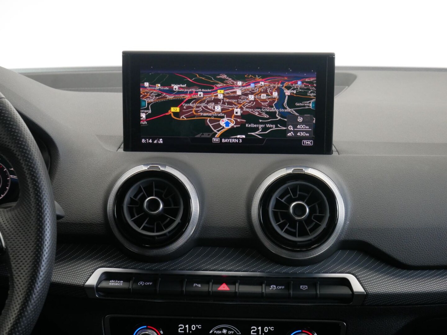 Bild über Audi Q2 S line 40 TFSI quattro S tronic - für weitere Informationen kontaktieren Sie den Audi Partner