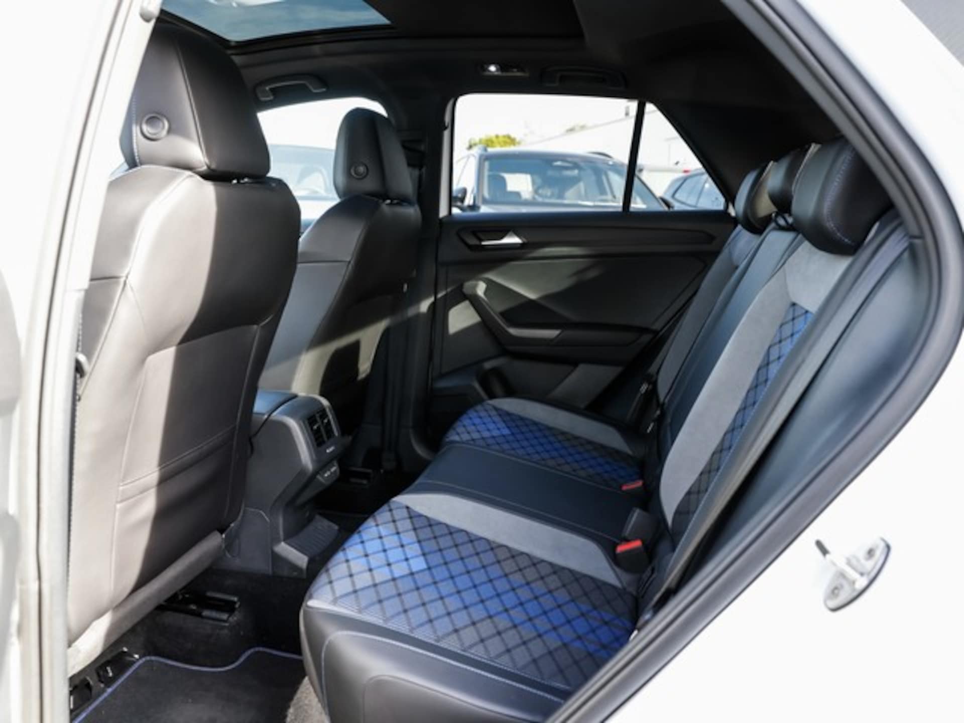 Volkswagen T-Roc R