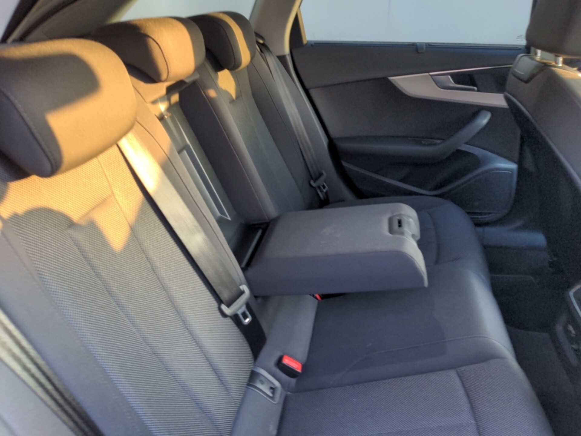 Audi A4 Avant S line