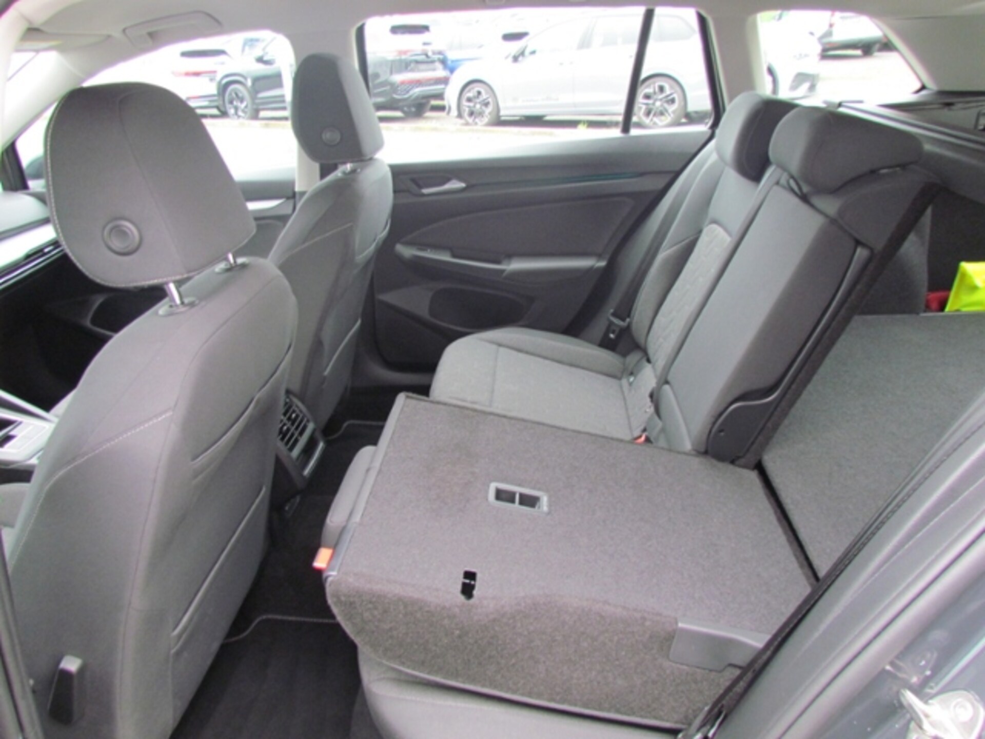 Volkswagen Golf Variant Life