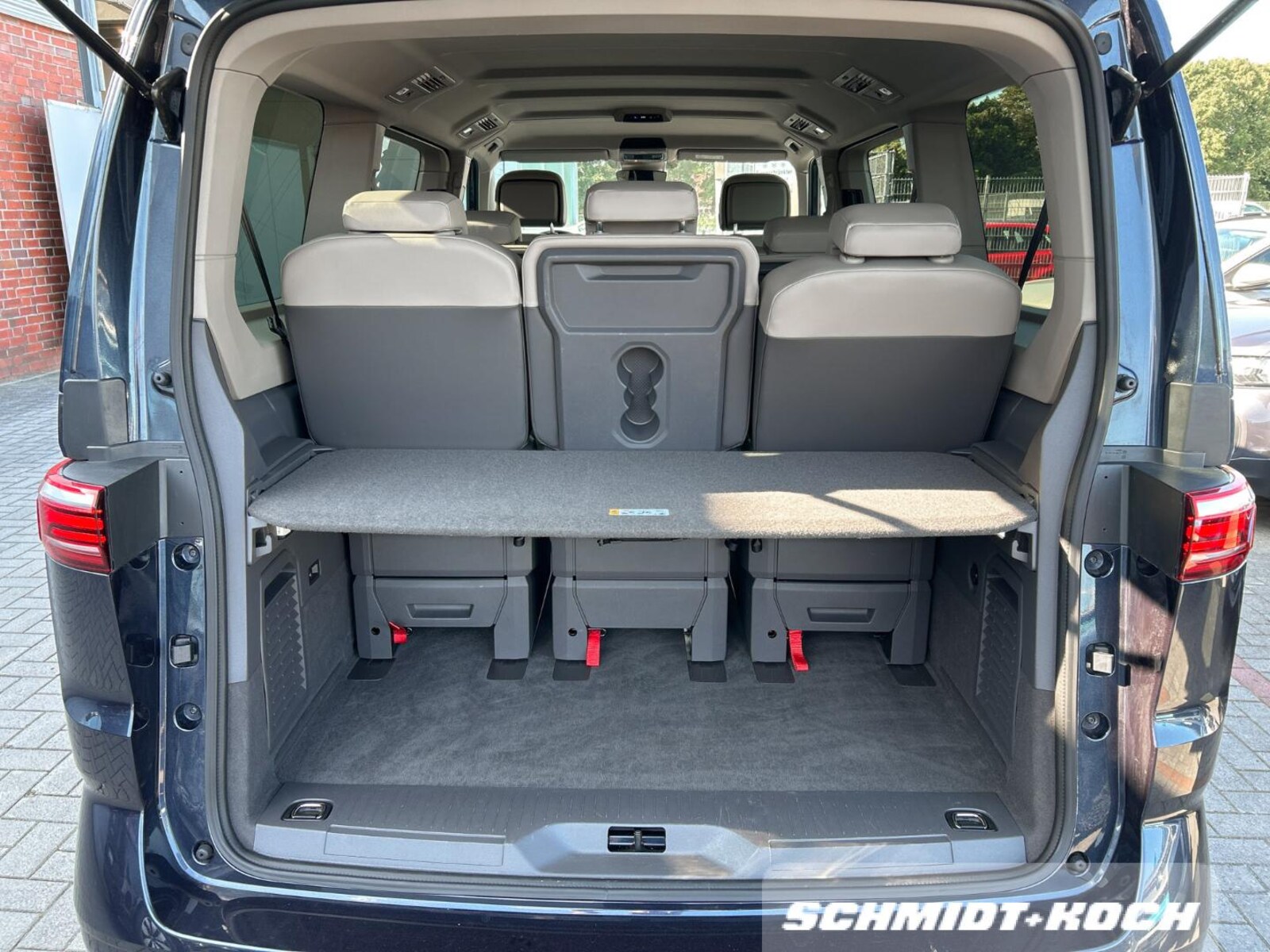 Volkswagen Multivan Langversion – Bild 11