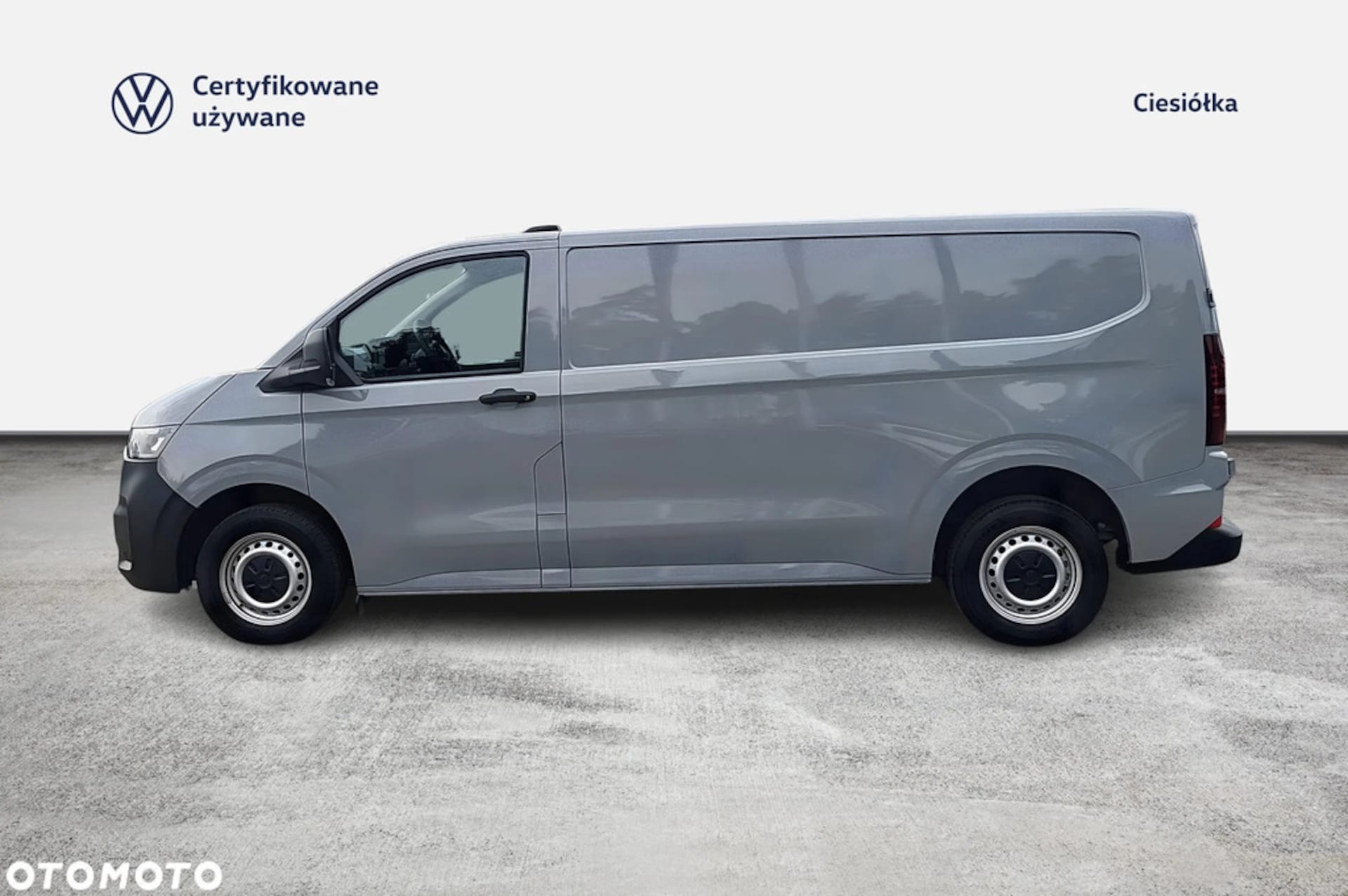 Volkswagen Transporter Furgon długi rozstaw osi