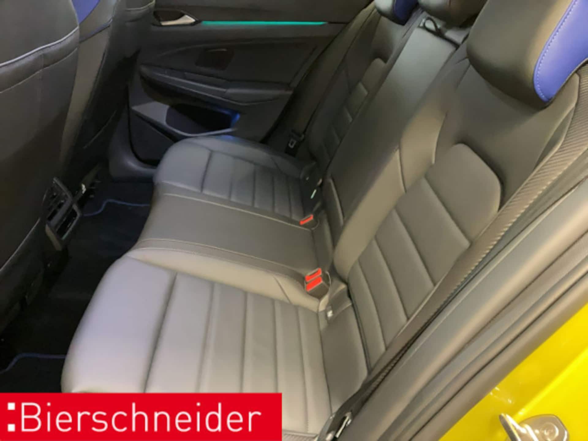 Volkswagen Golf R