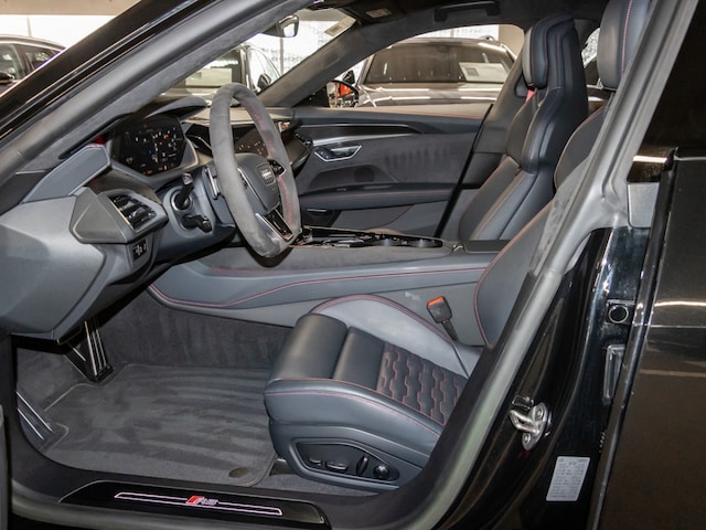 Audi e-tron GT RS