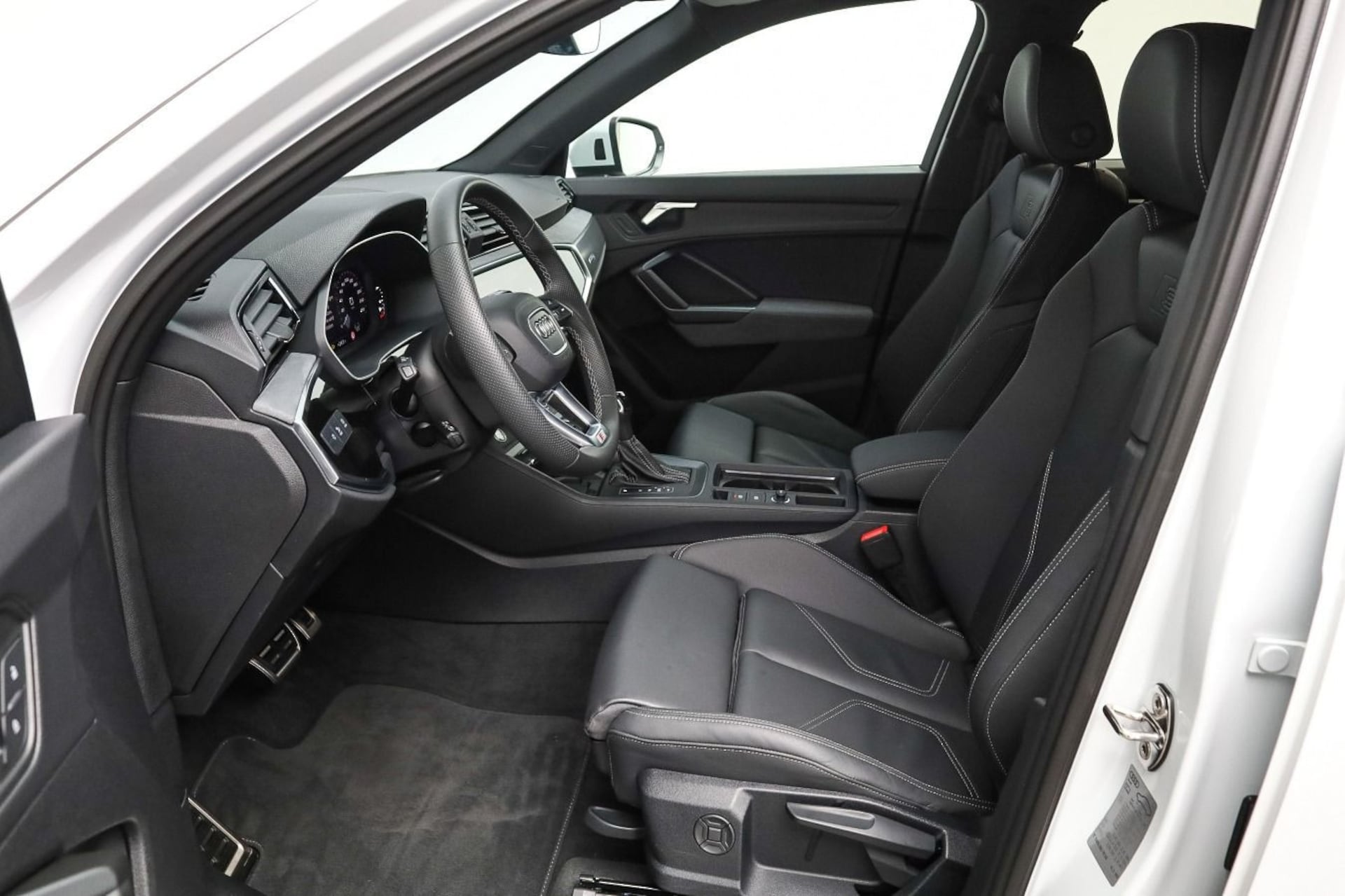 Audi Q3 SUV S line