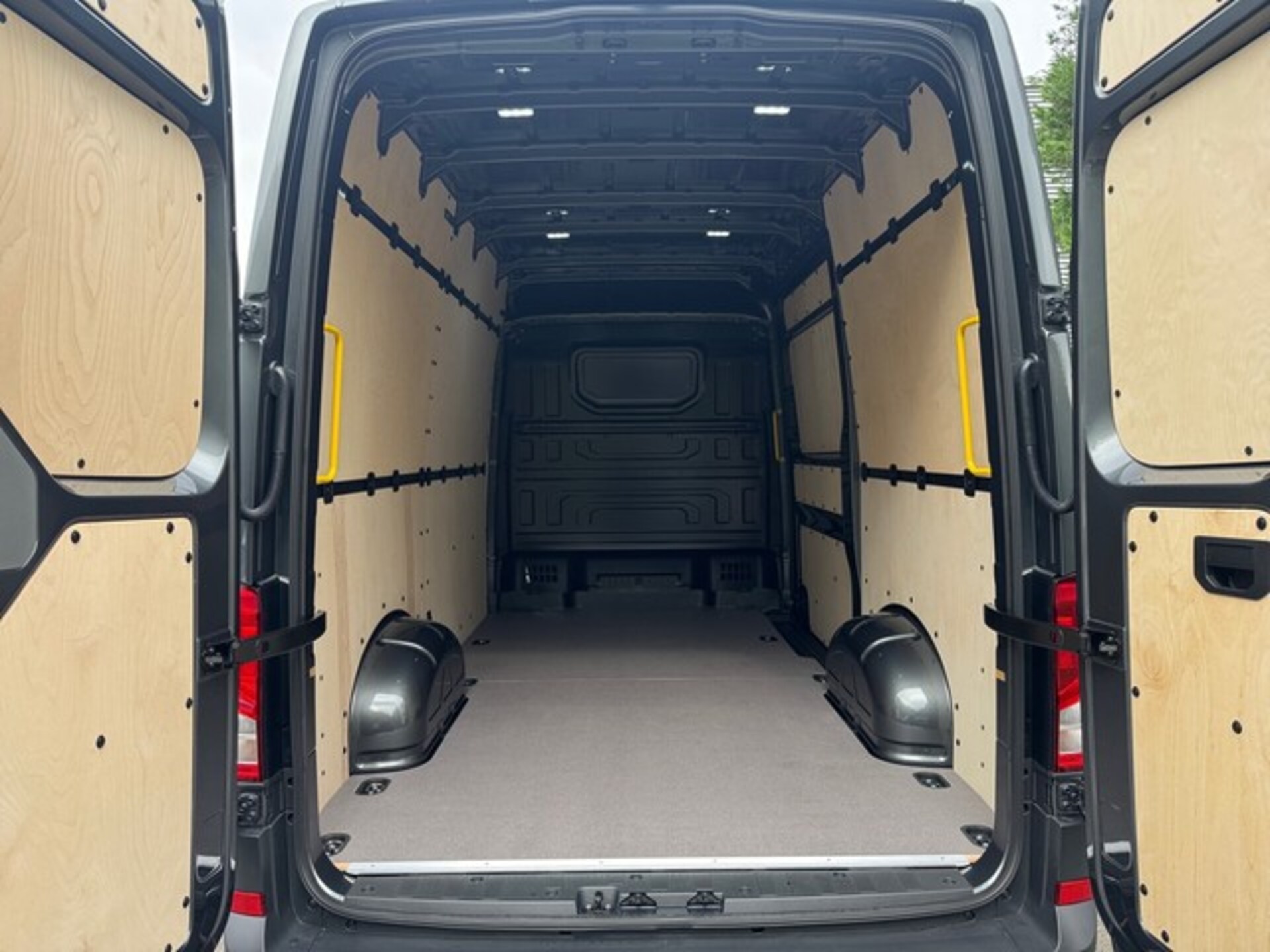 Volkswagen Crafter Kasten mittlerer Radstand