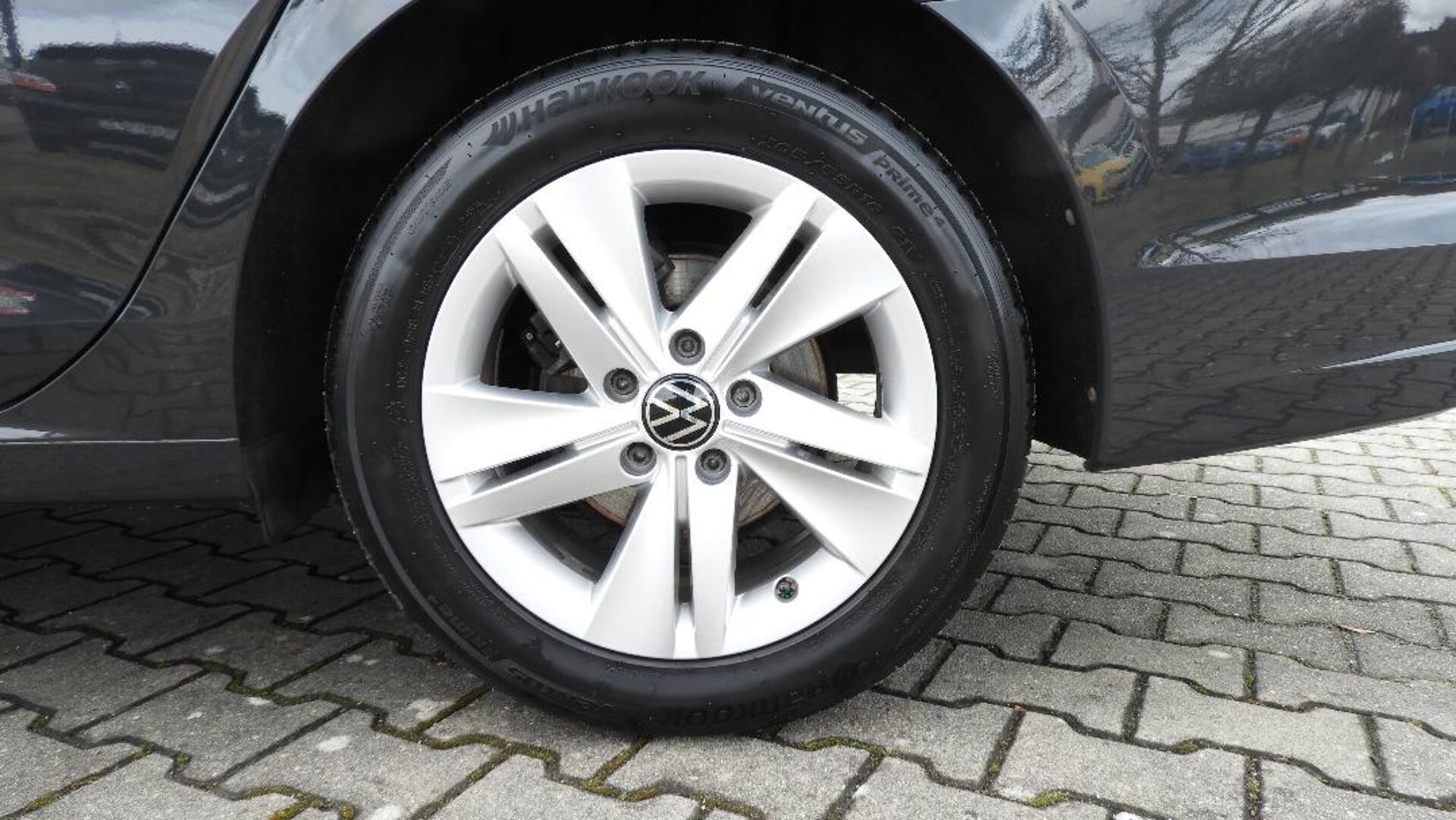 Volkswagen Golf Variant Life