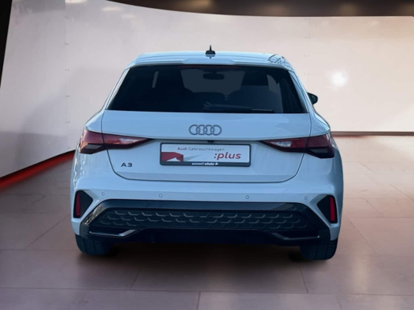 Bild über Audi A3 Sportback S line 35 TFSI S tronic - für weitere Informationen kontaktieren Sie den Audi Partner