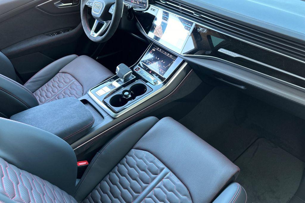 2025 Audi RS Q8 Base - Photo 13