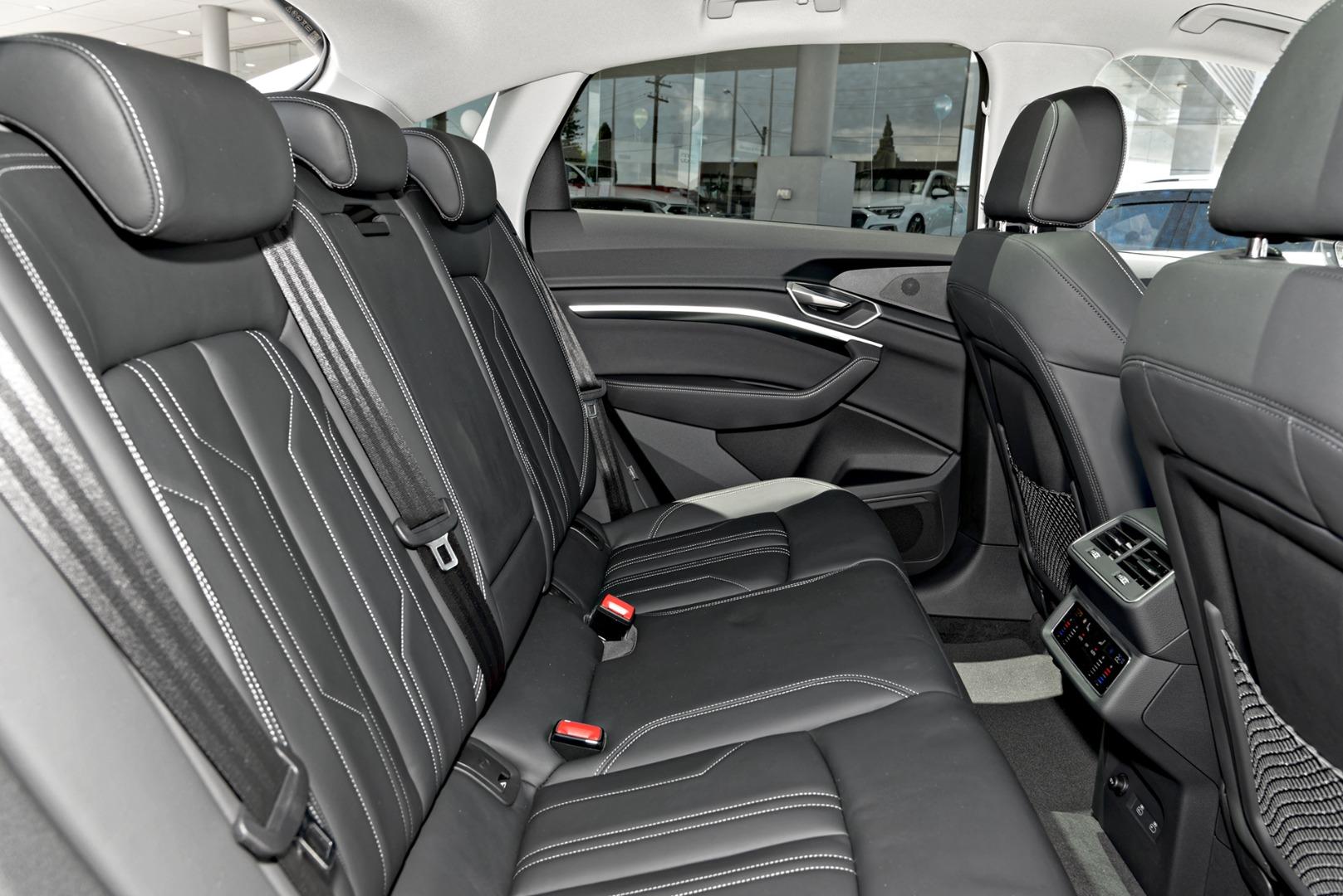 Audi Q8 Sportback e-tron