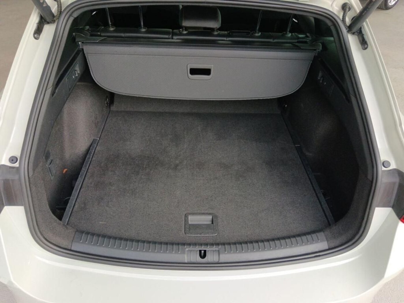 CUPRA Leon Sportstourer 1.5 eTSI DSG 110 kW (150 CV) — photo 7