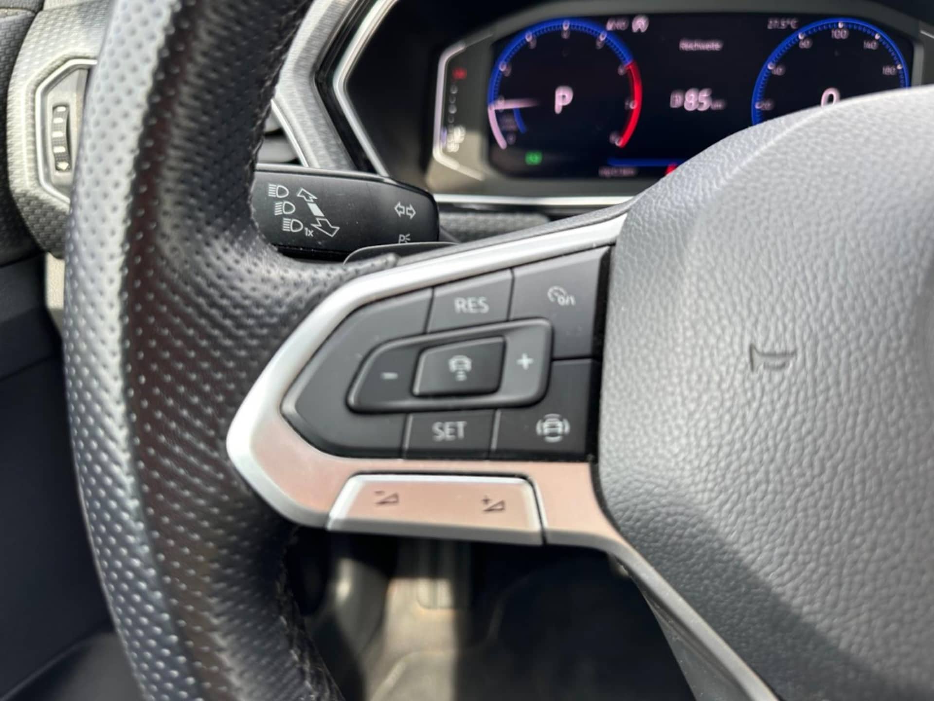 Volkswagen T-Cross Style