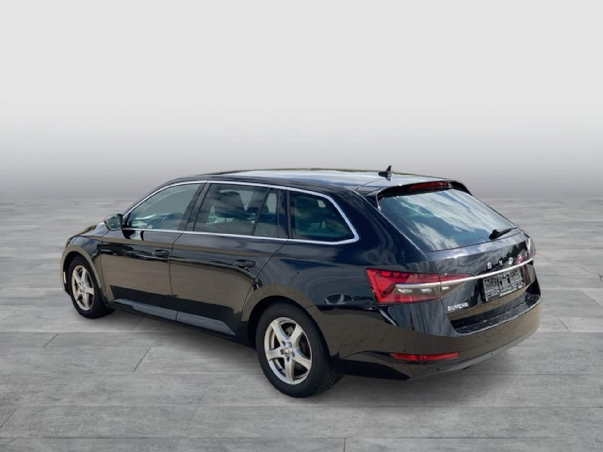 Skoda Superb Combi Style
