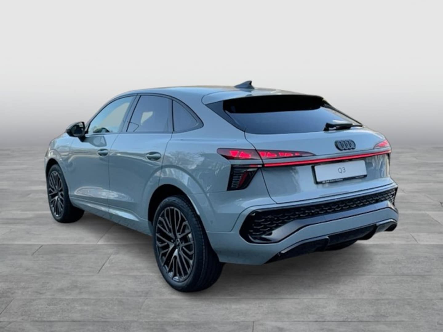Bild über Audi Q3 Sportback TDI 110 kW S tronic - für weitere Informationen kontaktieren Sie den Audi Partner