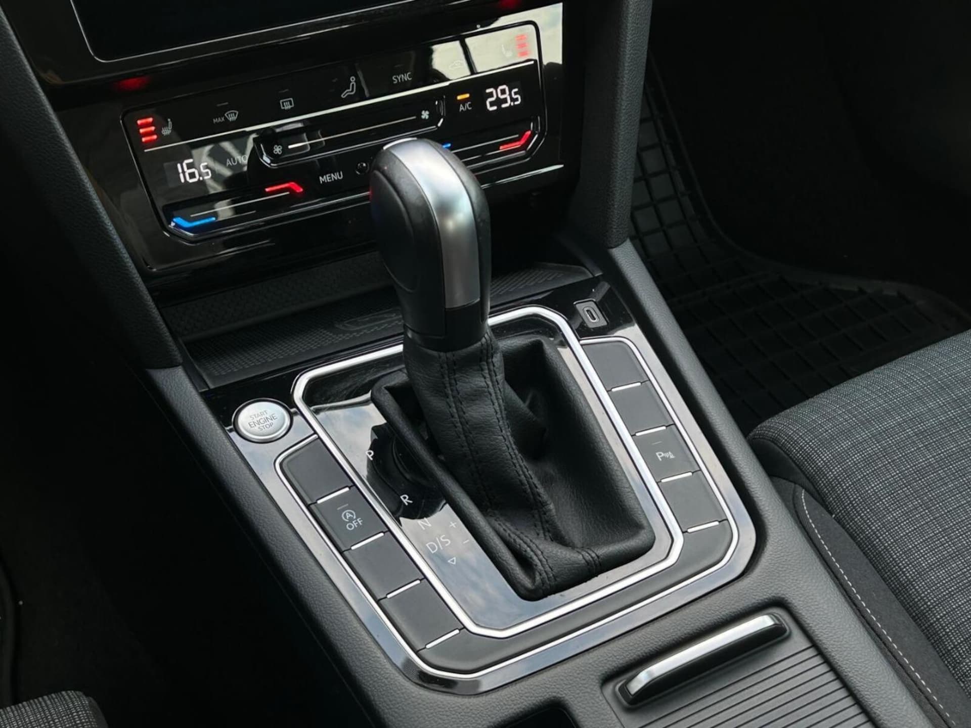 Volkswagen Passat Business