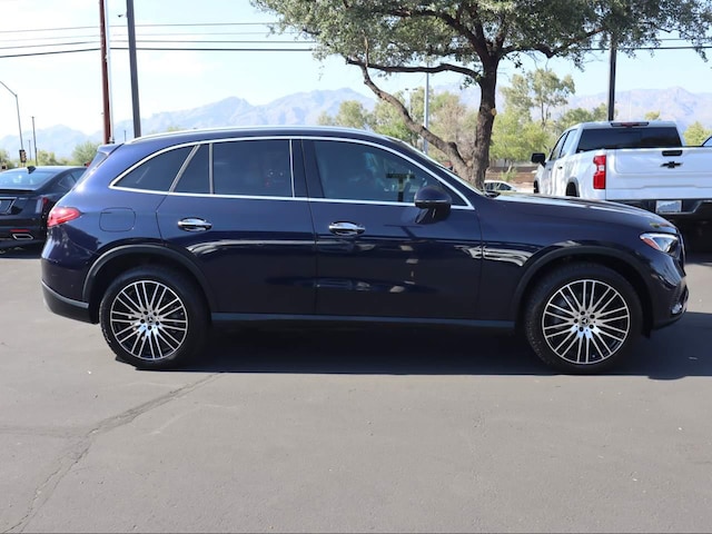 2024 Mercedes-Benz GLC 300