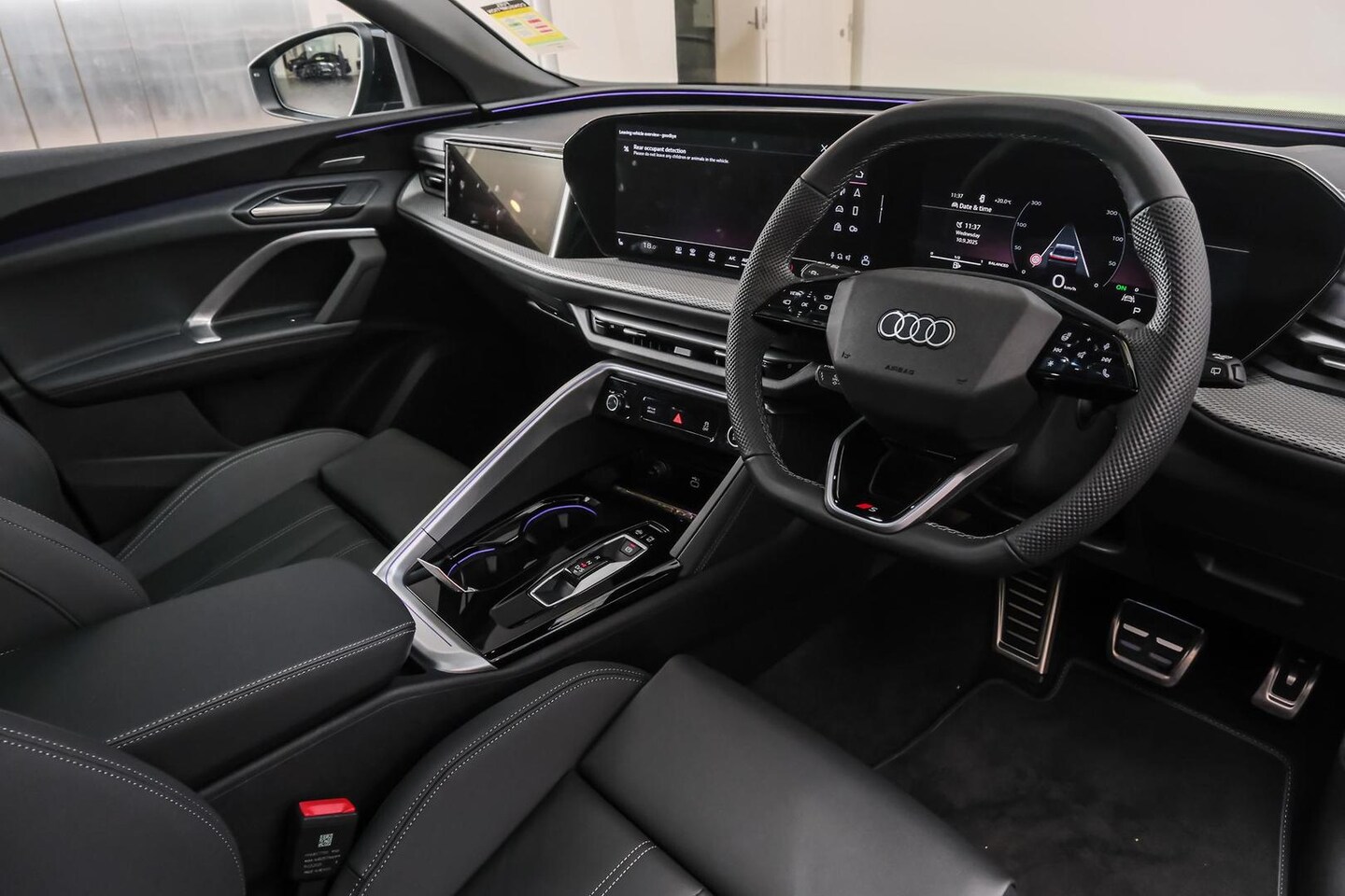 Image about Audi Q5 SUV TDI quattro 150 kW sport