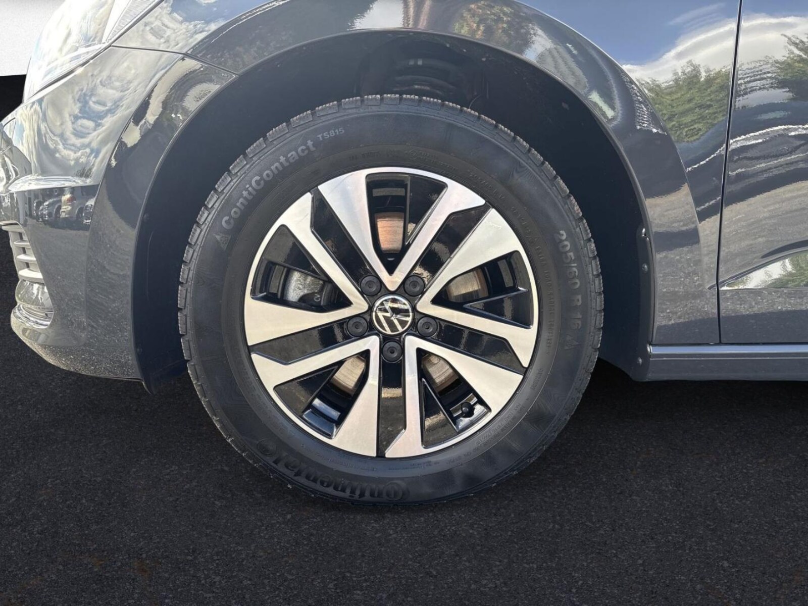 Volkswagen Touran – Bild 7