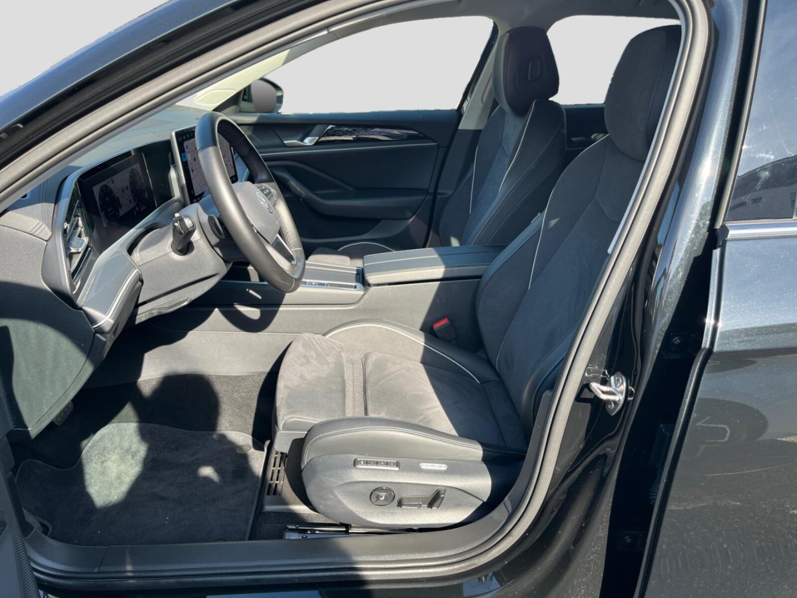 Volkswagen Passat – Bild 9