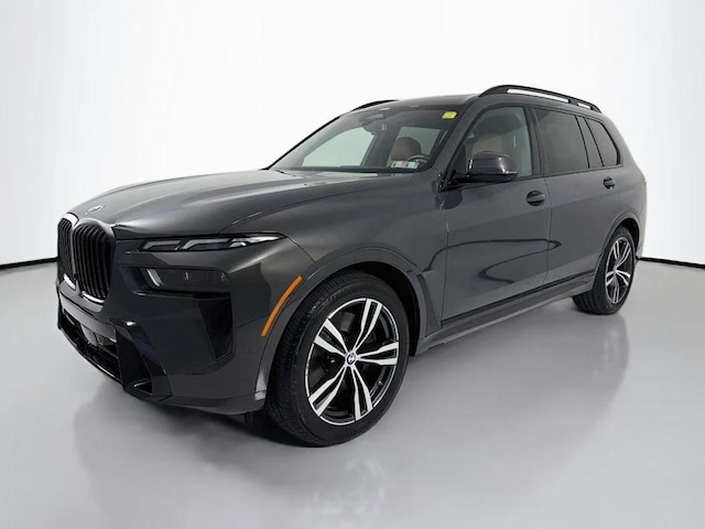 2023 BMW X7