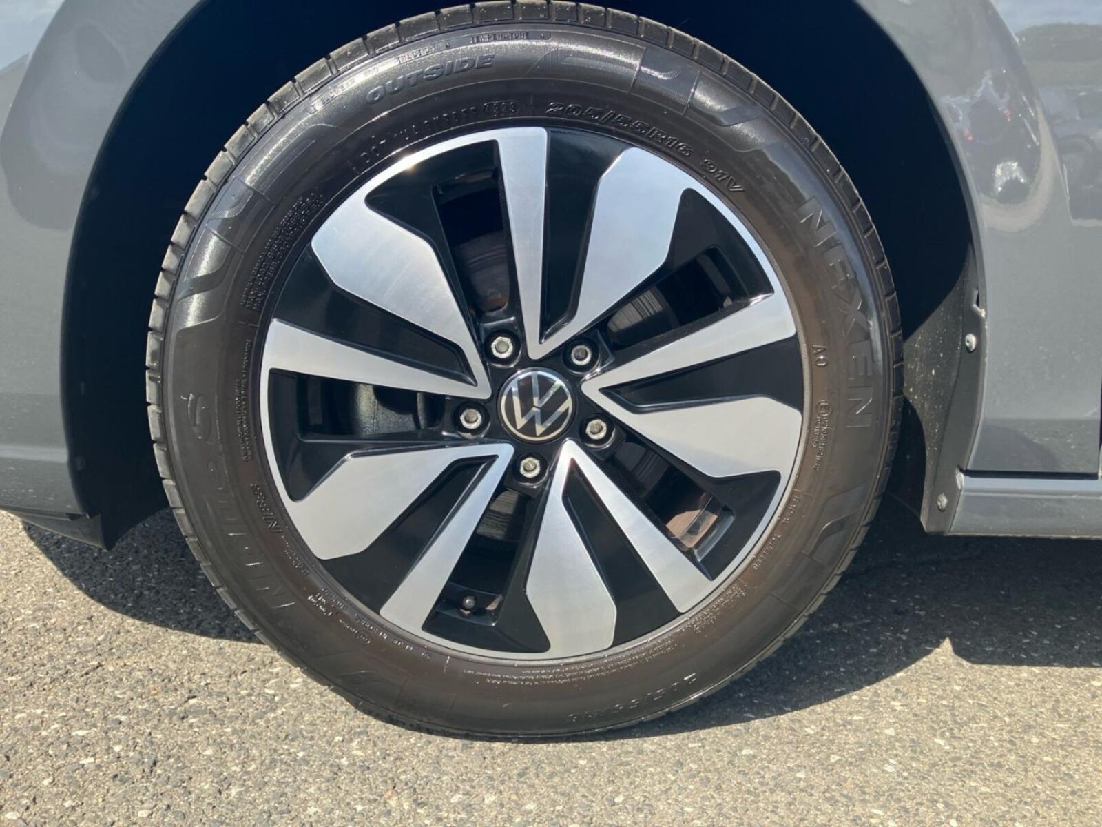 Volkswagen Golf – Bild 9
