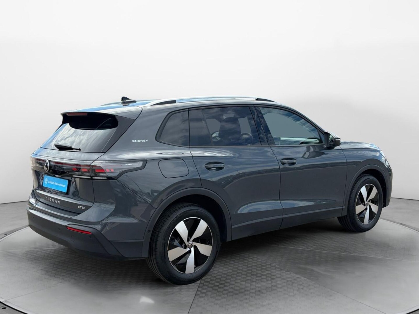 Volkswagen Tiguan – Bild 9