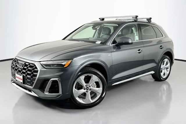 Photo of 2023 Audi Q5