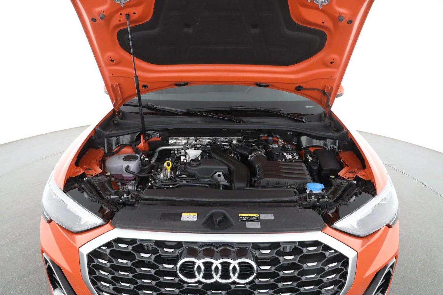 Bild über Audi Q3 Sportback S line 35 TFSI S tronic - für weitere Informationen kontaktieren Sie den Audi Partner