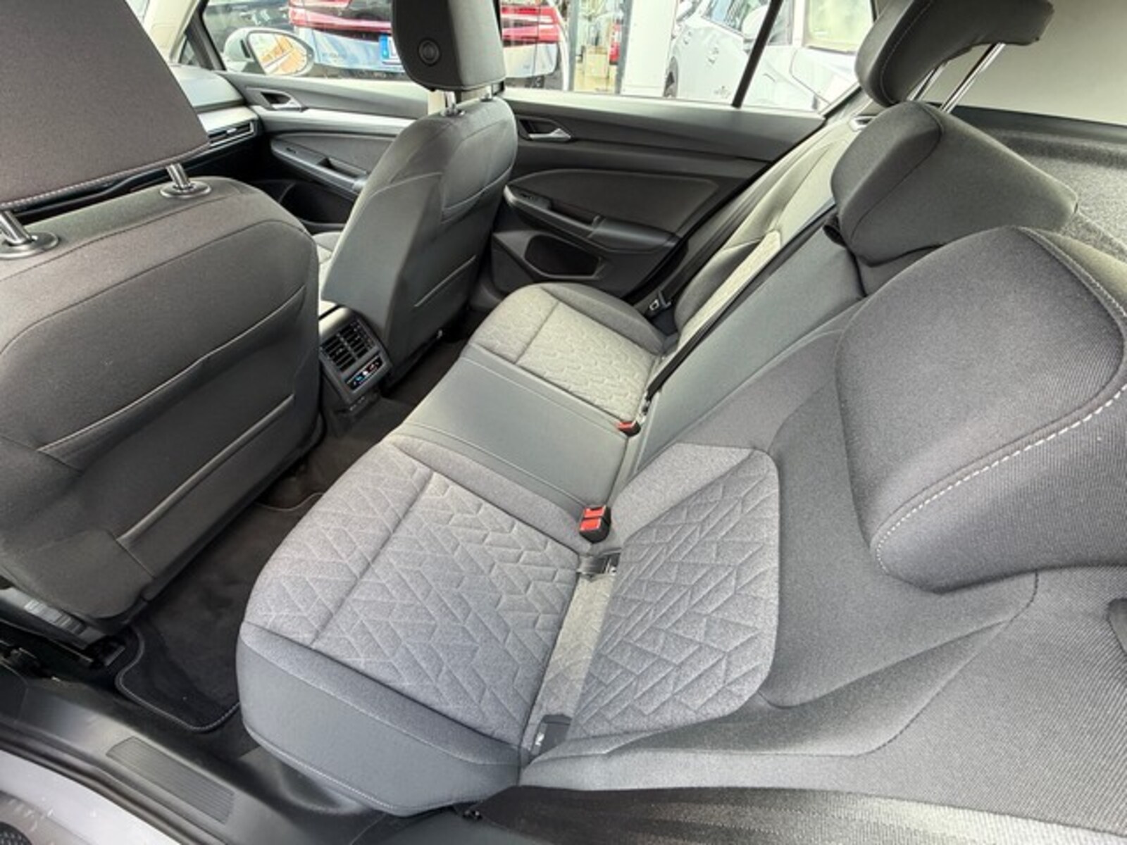 Volkswagen Golf – Bild 10
