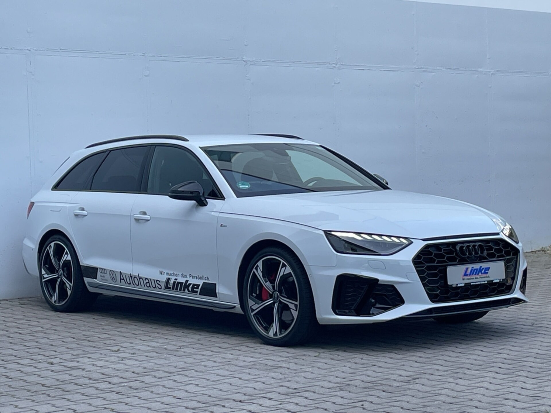 Audi A4 Avant S line
