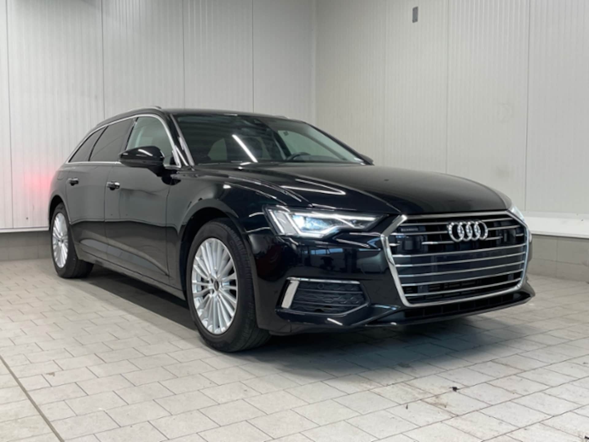 Audi A6 Avant TFSI e Design