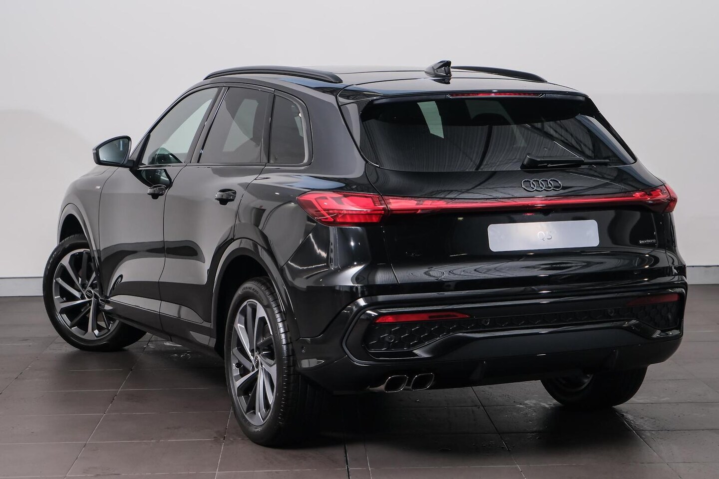 Image about Audi Q5 SUV TDI quattro 150 kW sport