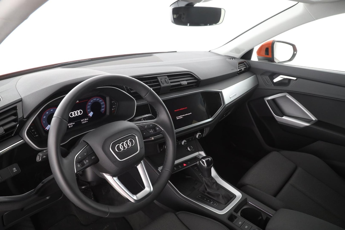 Bild über Audi Q3 Sportback S line 35 TFSI S tronic - für weitere Informationen kontaktieren Sie den Audi Partner