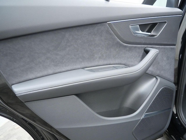 2026 Audi SQ7 Premium Plus - Photo 12