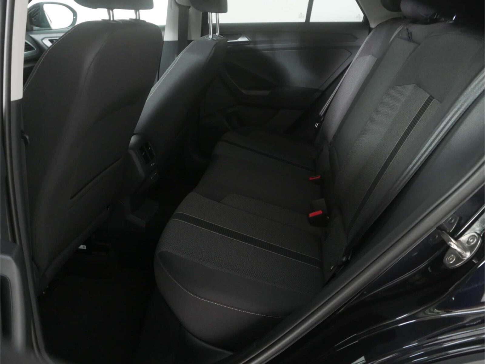 Volkswagen T-Roc – Bild 11