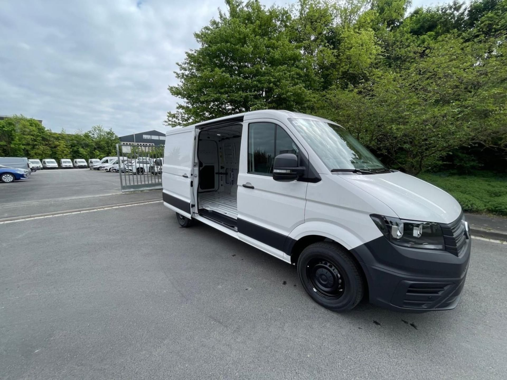 Volkswagen Crafter Kasten mittlerer Radstand