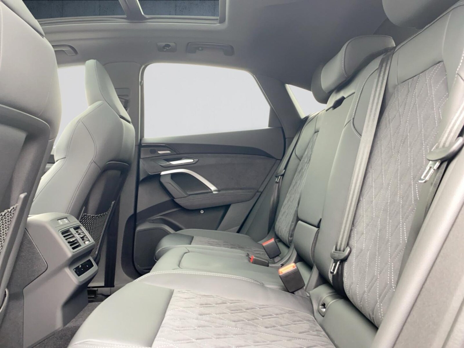 Audi Q5 Sportback – Bild 12