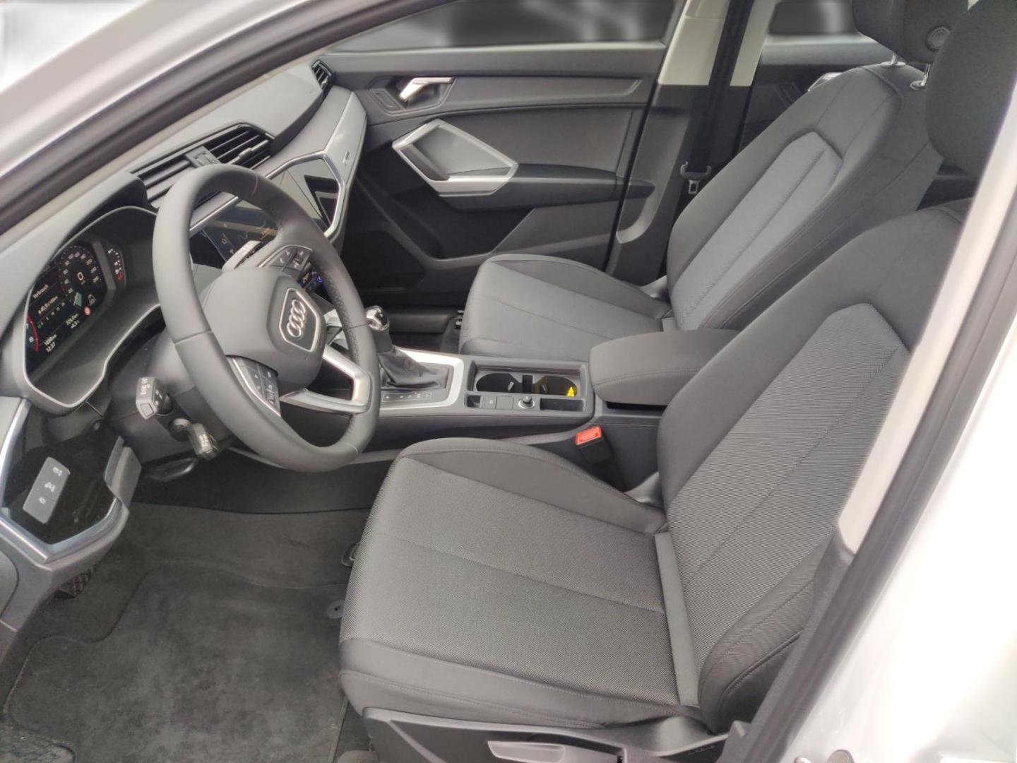 Image about Audi Q3 advanced 35 TFSI S tronic