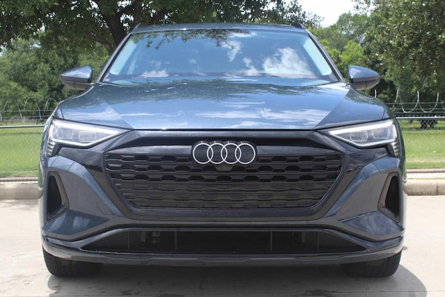 2024 Audi Q8 e-tron