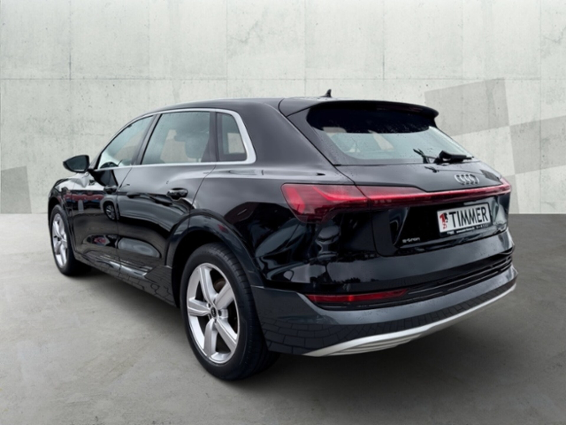 Audi e-tron advanced