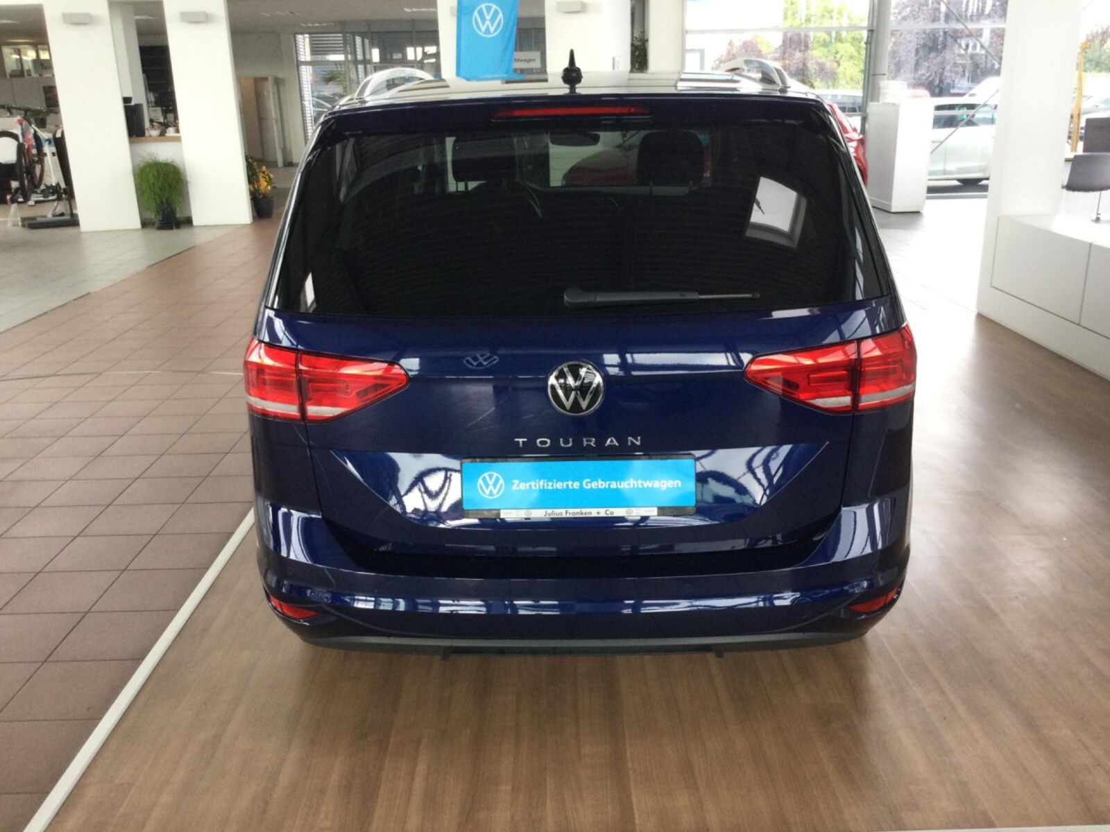 Volkswagen Touran – Bild 8
