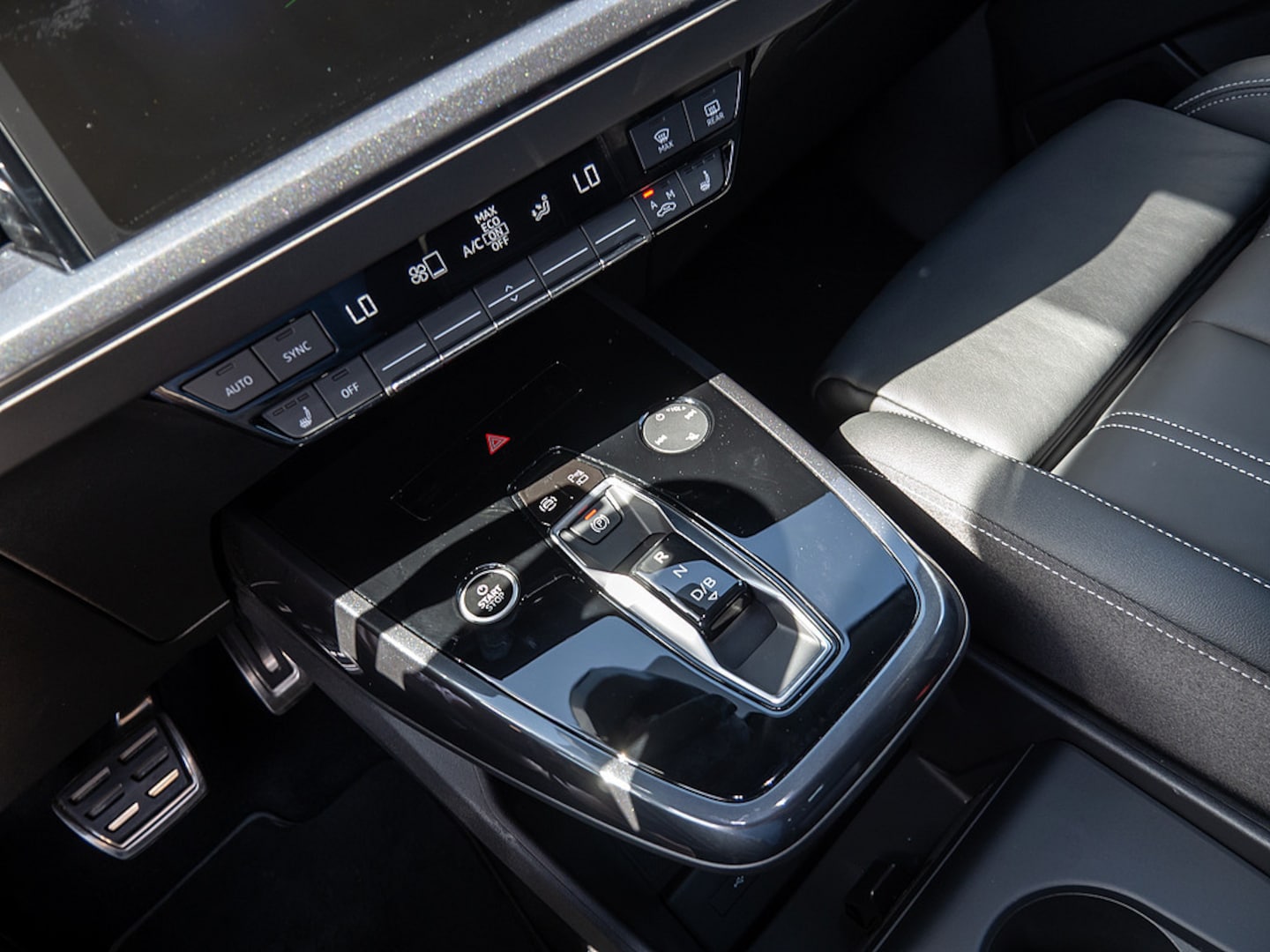 Bild über Audi Q4 e-tron 45 e-tron - für weitere Informationen kontaktieren Sie den Audi Partner